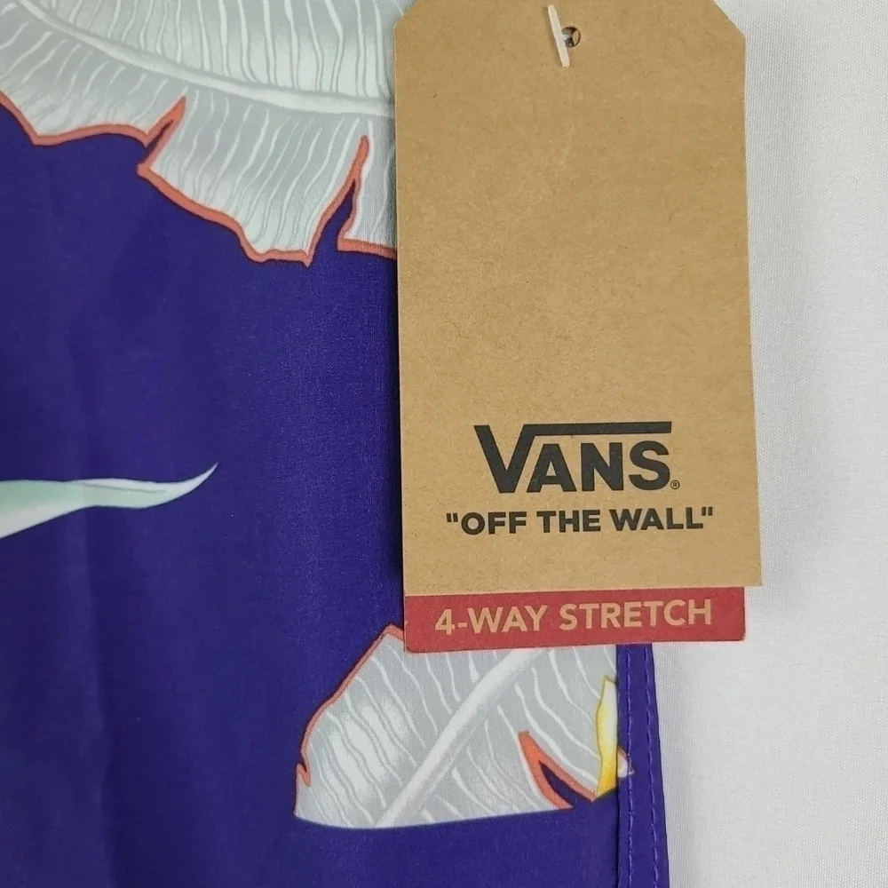 NEW Boy's Youth Vans 18